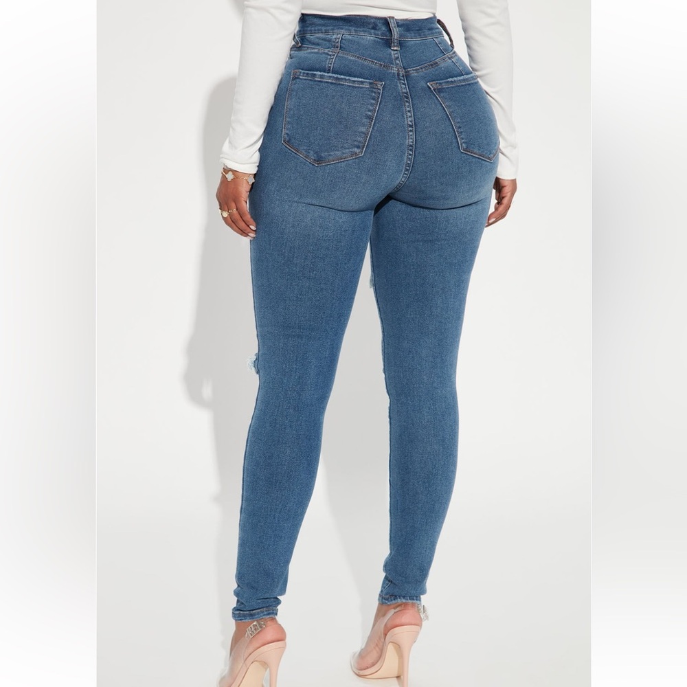 Jeans - Picture 2 of 3